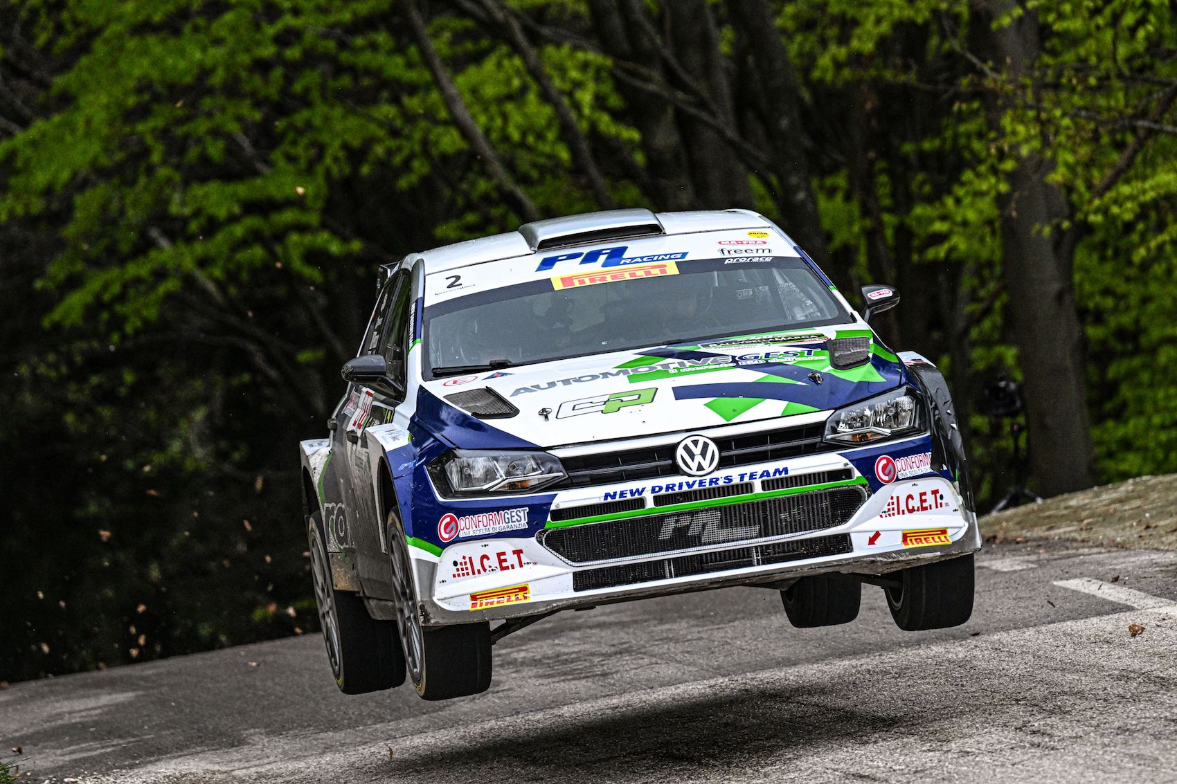 CORRADO PINZANO RILANCIA LA SFIDA NEL TROFEO ITALIANO RALLY CON LA NUOVA SKODA FABIA RS